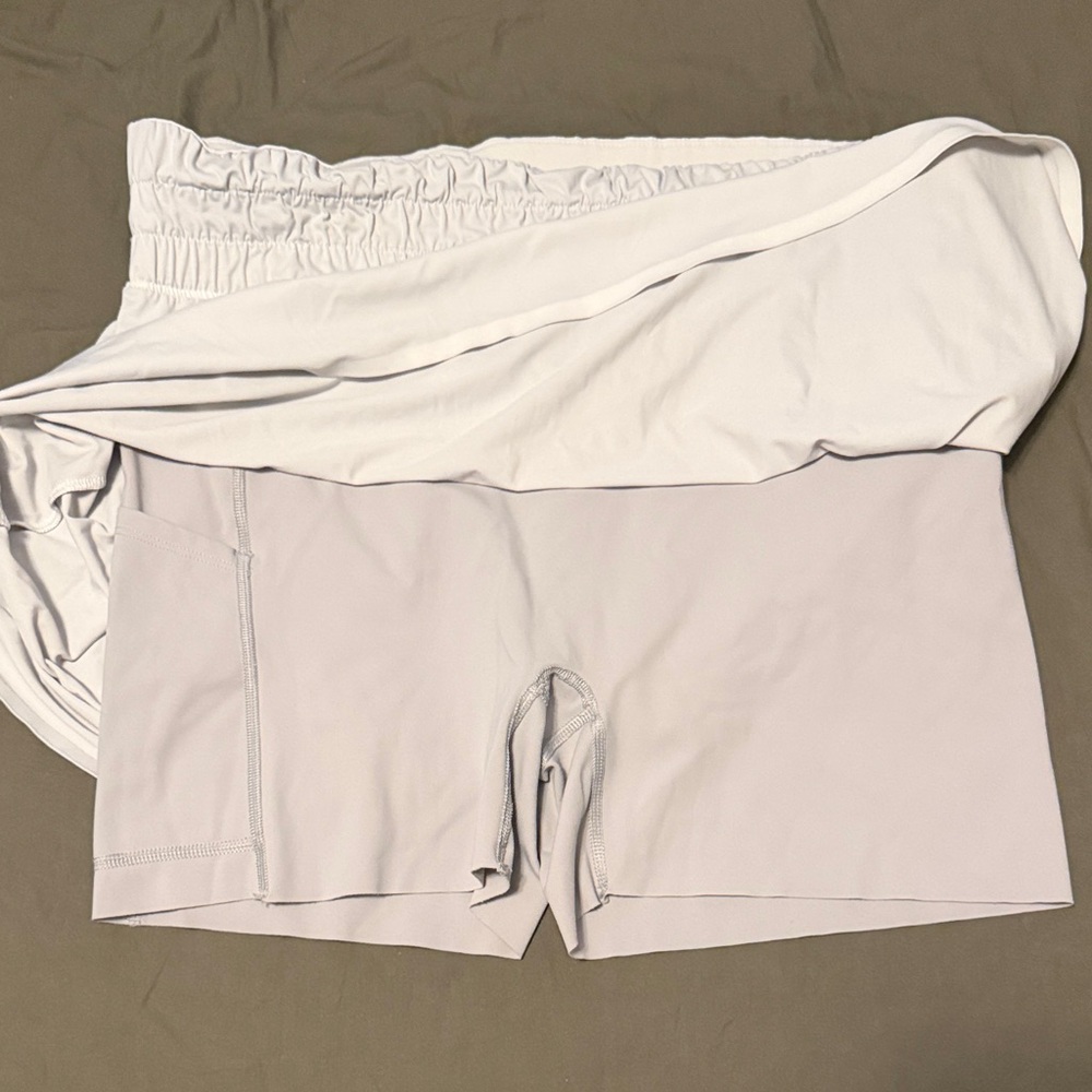 SPANX White Smocked Waist Athletic Skort - Picture 3 of 4